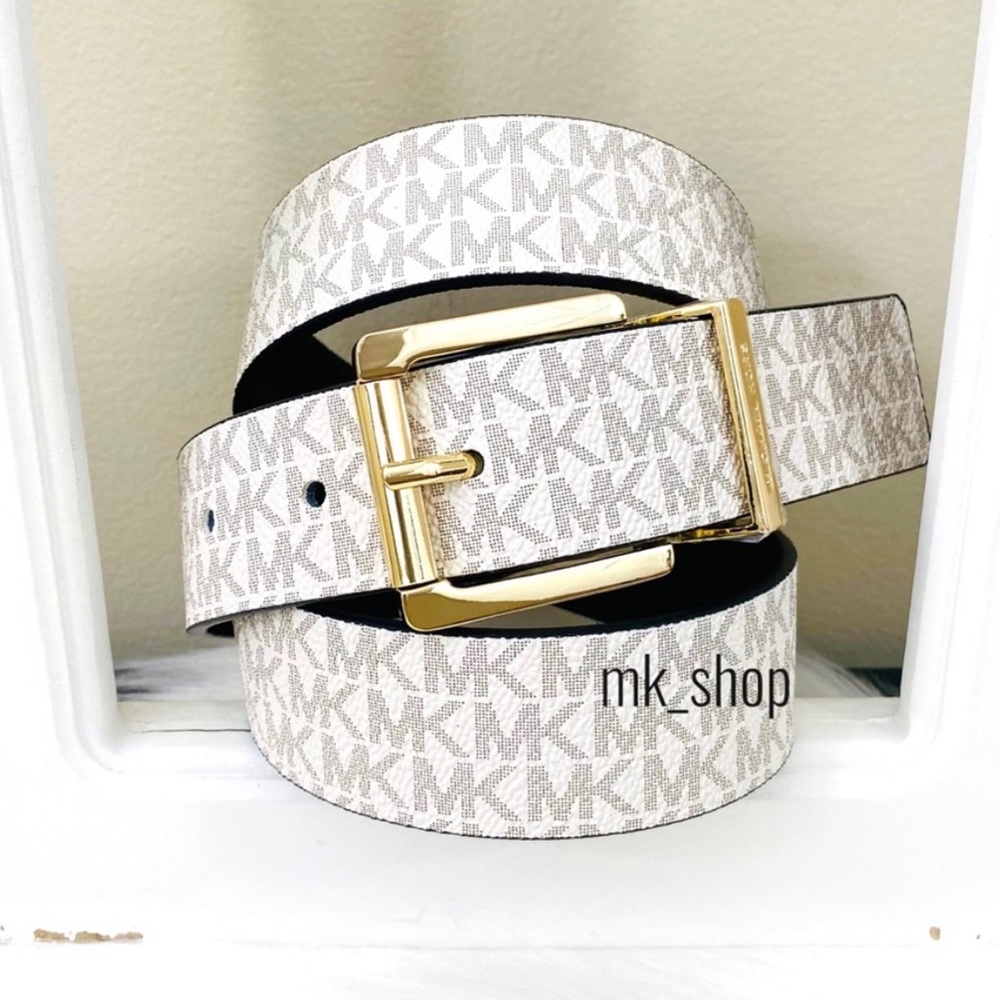 Michael Kors Women’s Twist Reversible Belt Medium - Picture 2 of 11